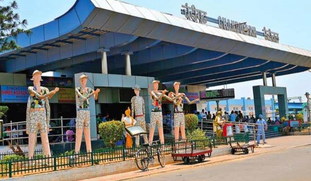 Hotel Kb Square Near Chandigarh Railway Station Екстериор снимка