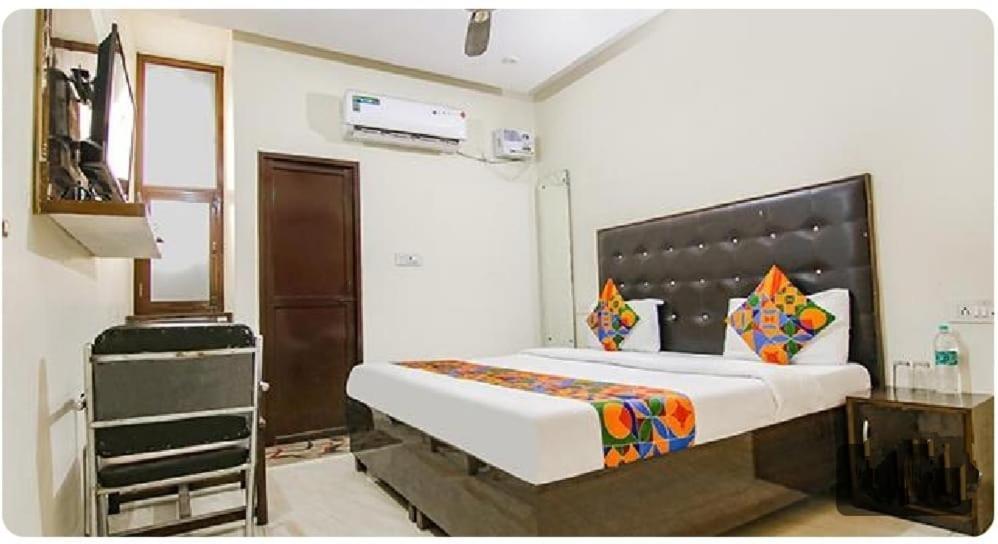 Hotel Kb Square Near Chandigarh Railway Station Екстериор снимка