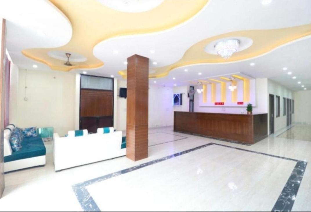 Hotel Kb Square Near Chandigarh Railway Station Екстериор снимка